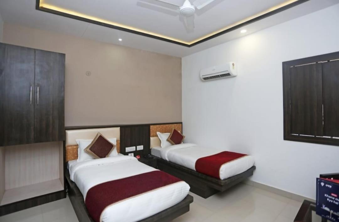 Hotel Pratap By Goyal Hoteliers Agra (Uttar Pradesh) Exterior foto